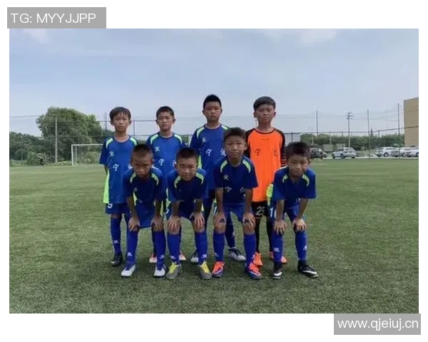 杭州足球队在最新状态排行榜中荣登第七名展现强劲实力与潜力