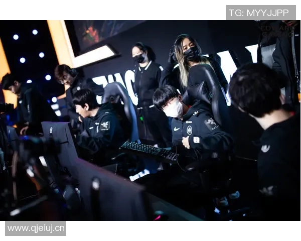 聚焦CSGOEDG战队心理素质提升与比赛表现的深度探讨 聚焦CSGOEDG战队心理素质提升与比赛表现的深度探讨